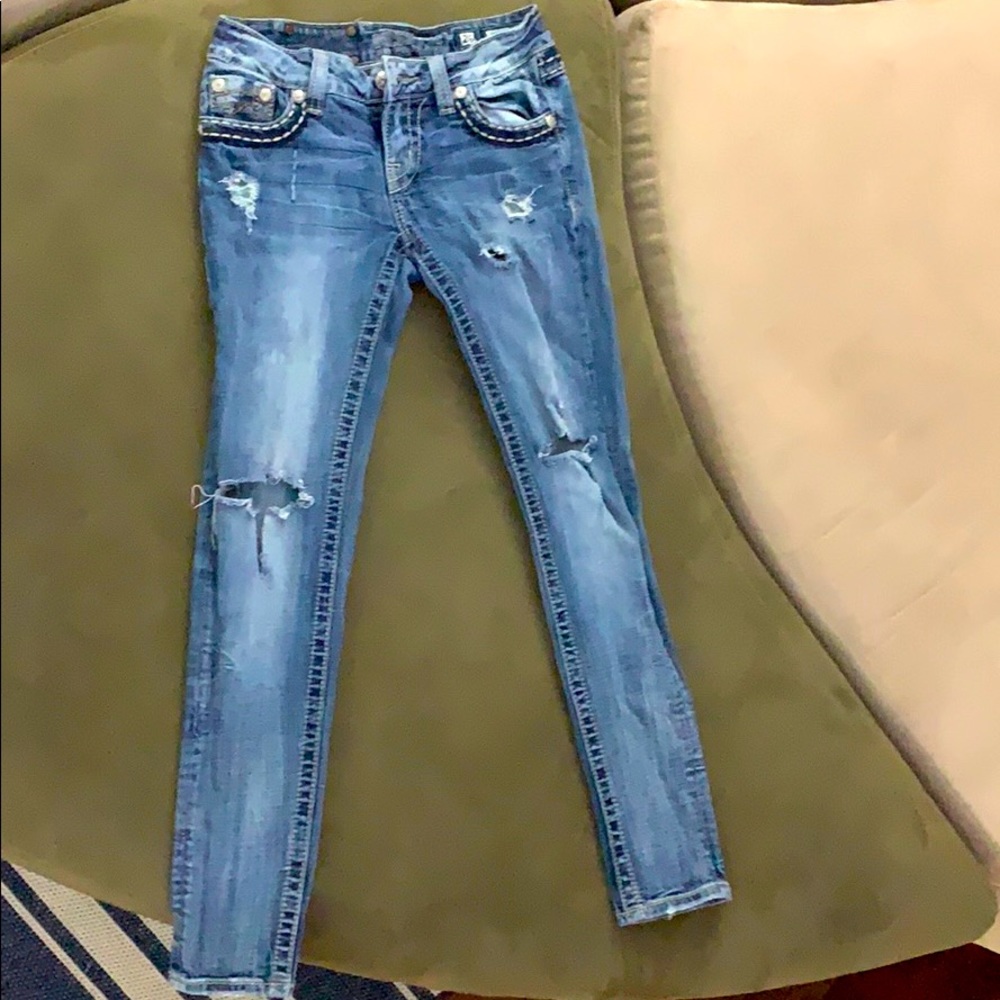 MISS ME size 26 ripped skinny jean